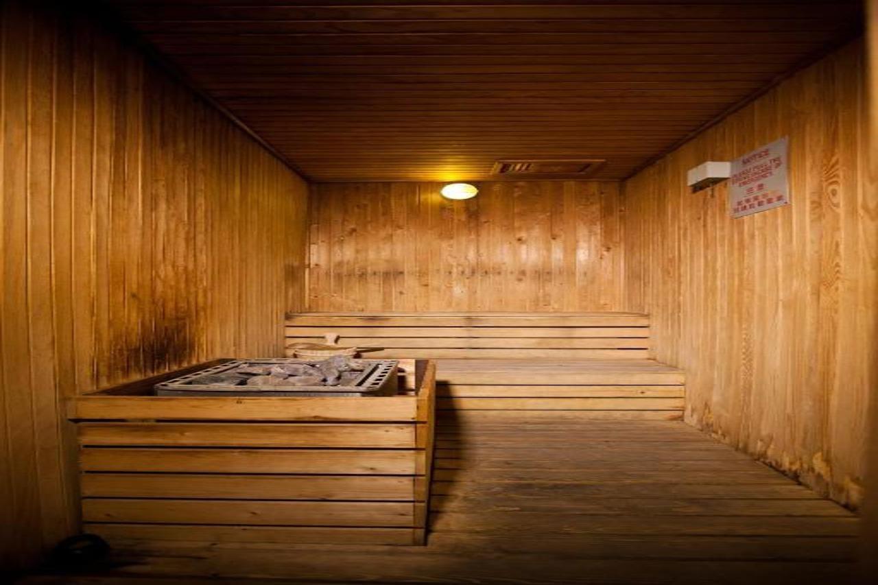 長榮桂冠酒店（槟城) 乔治敦 外观 照片 A Finnish sauna