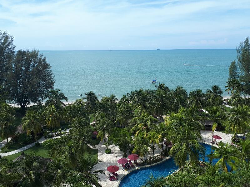 長榮桂冠酒店（槟城) 乔治敦 外观 照片 View of the Andaman Sea from the hotel